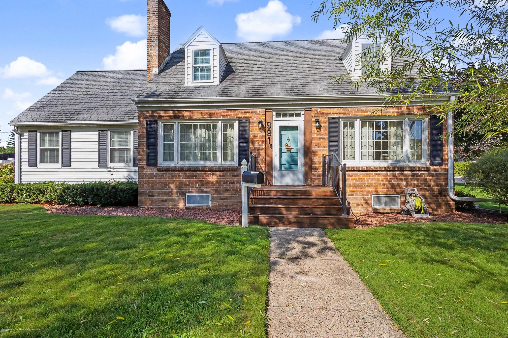 991 Wisconsin River Drive Property Photo 1