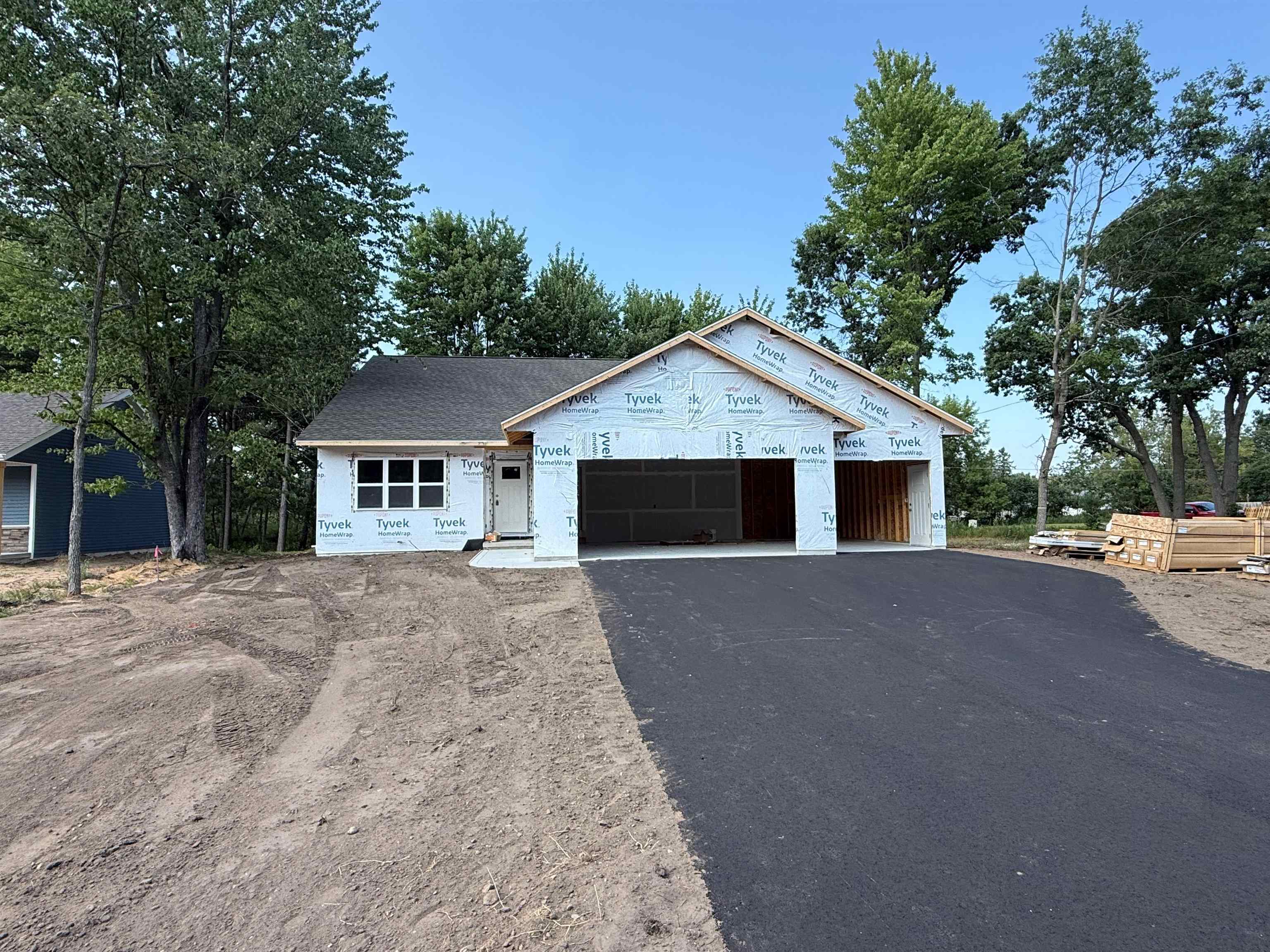 5596 Forest Creek Road Property Photo 1
