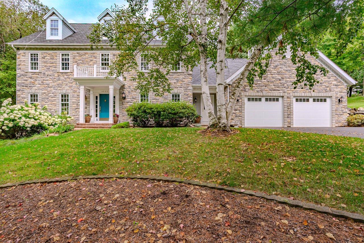 4029 Crestwood Drive Property Photo 1