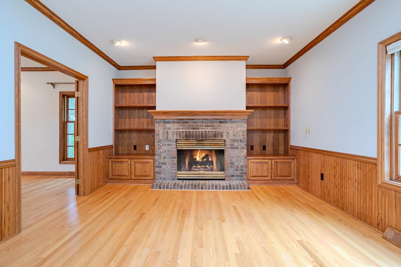 4029 Crestwood Drive Property Photo 5