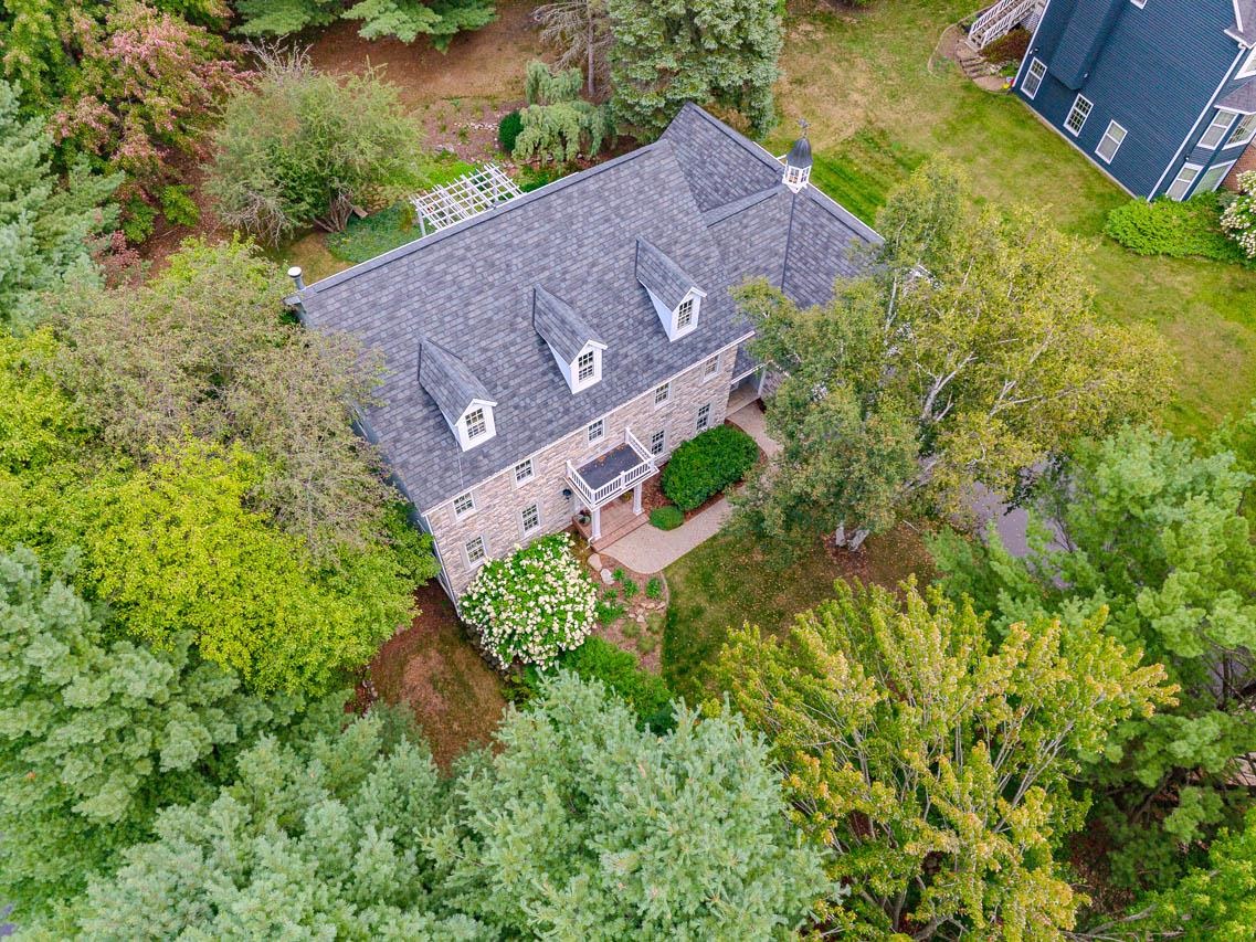 4029 Crestwood Drive Property Photo 12