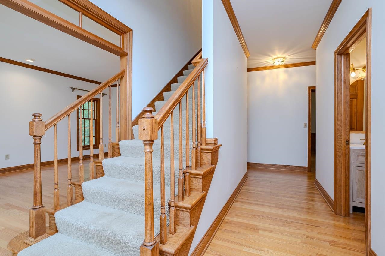 4029 Crestwood Drive Property Photo 14