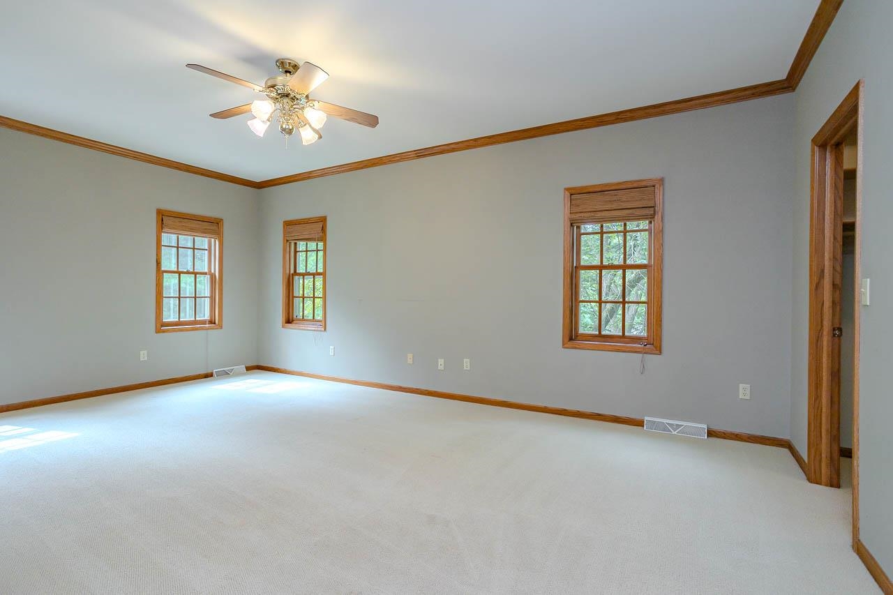 4029 Crestwood Drive Property Photo 30