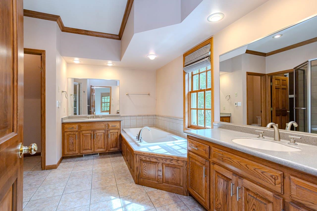 4029 Crestwood Drive Property Photo 33