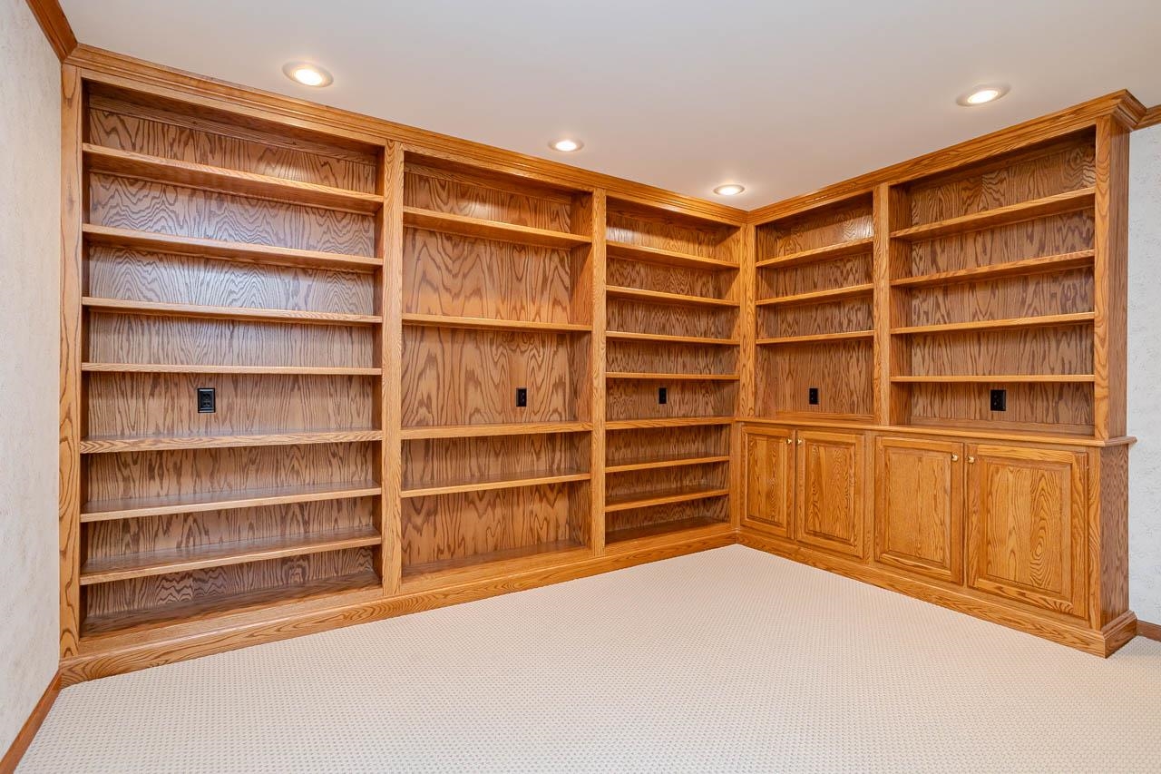 4029 Crestwood Drive Property Photo 46