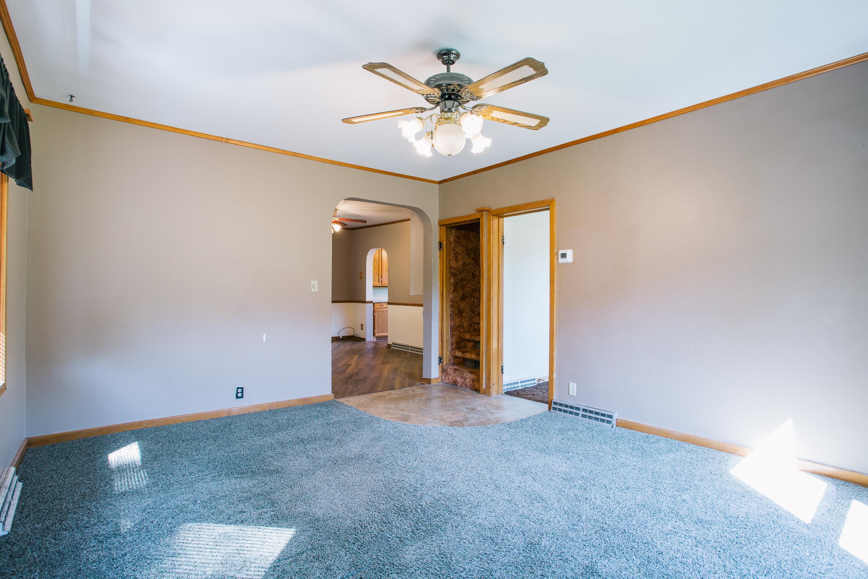 411 E 5th Street Property Photo 19