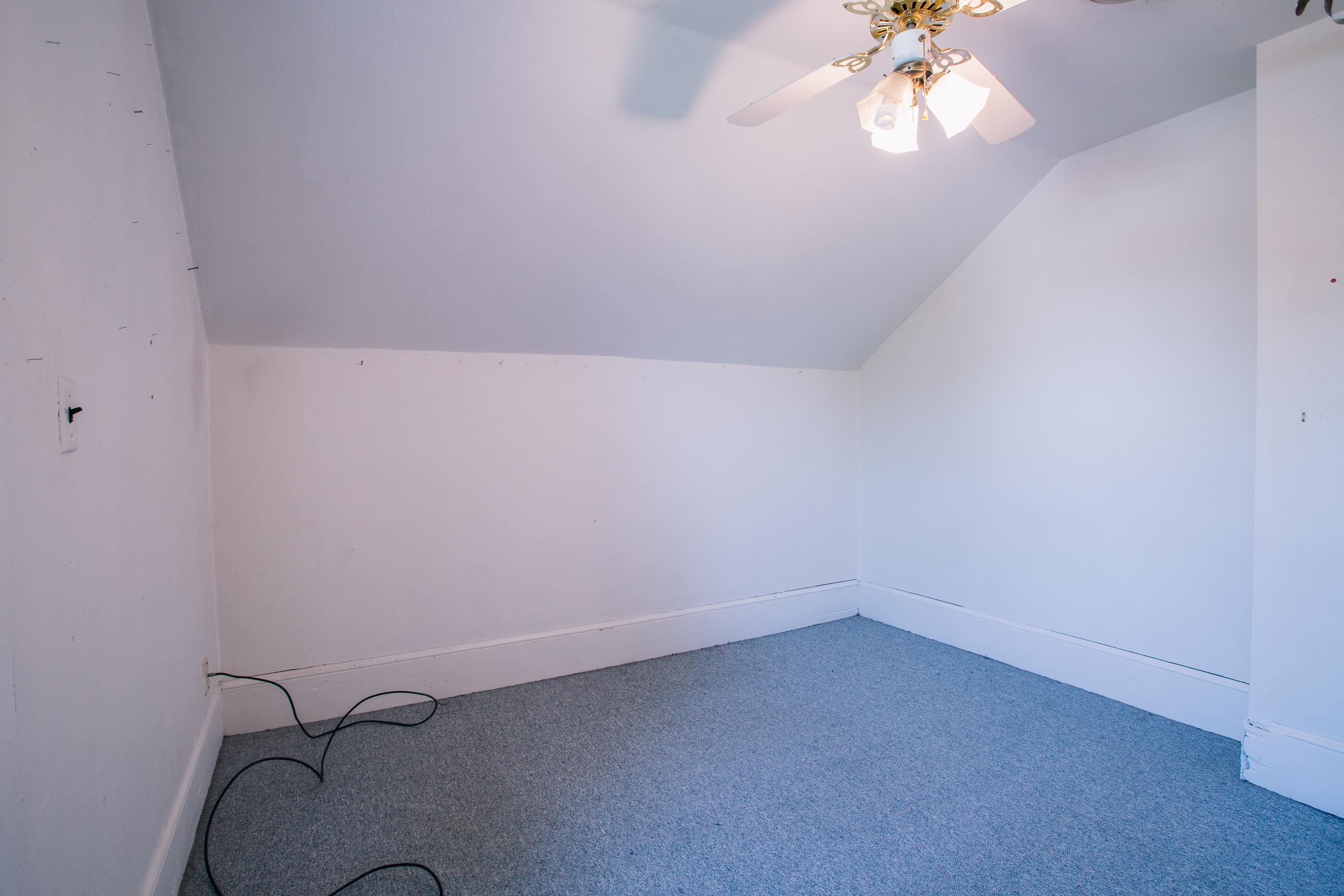 411 E 5th Street Property Photo 29