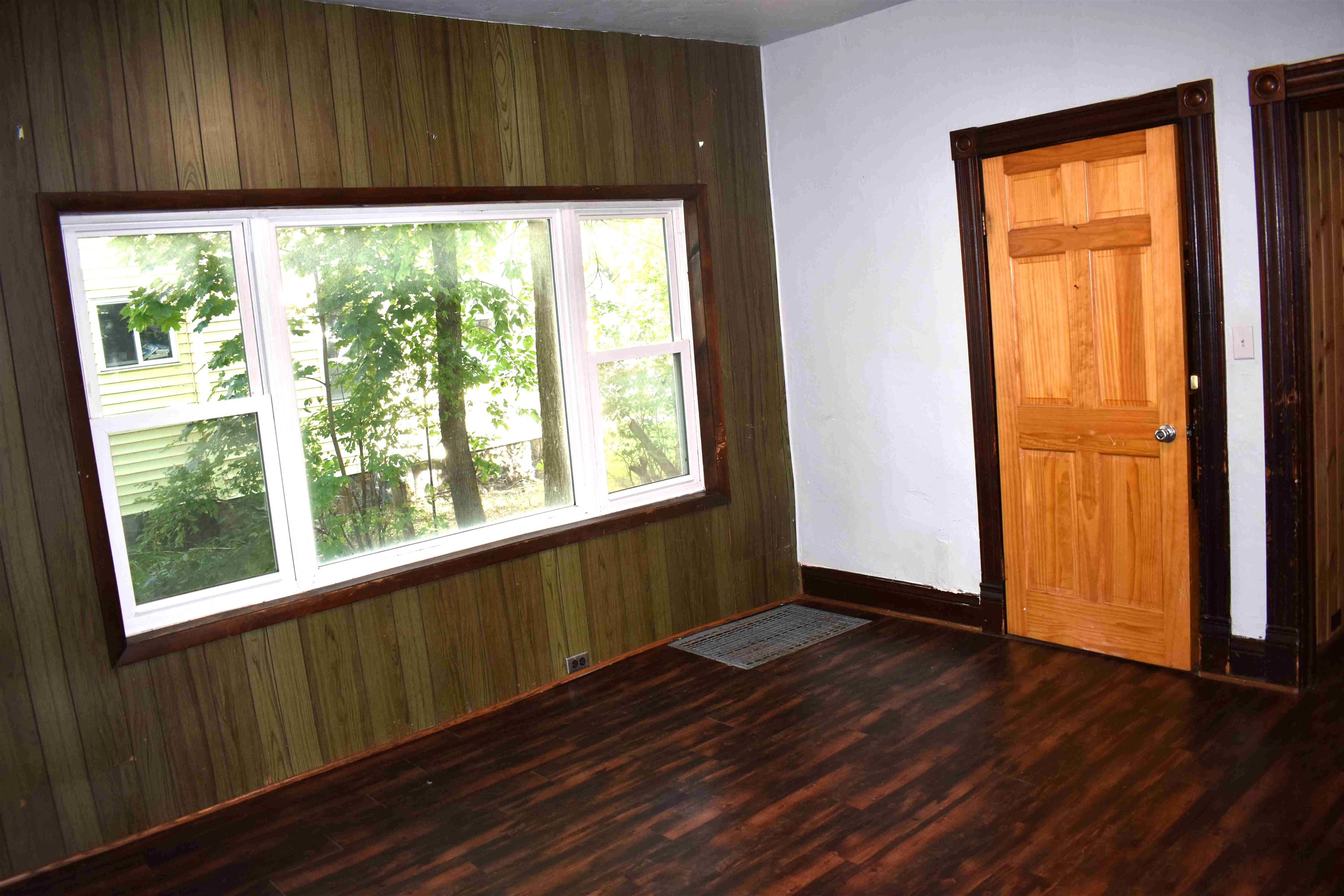 1640 College Avenue Property Photo 5