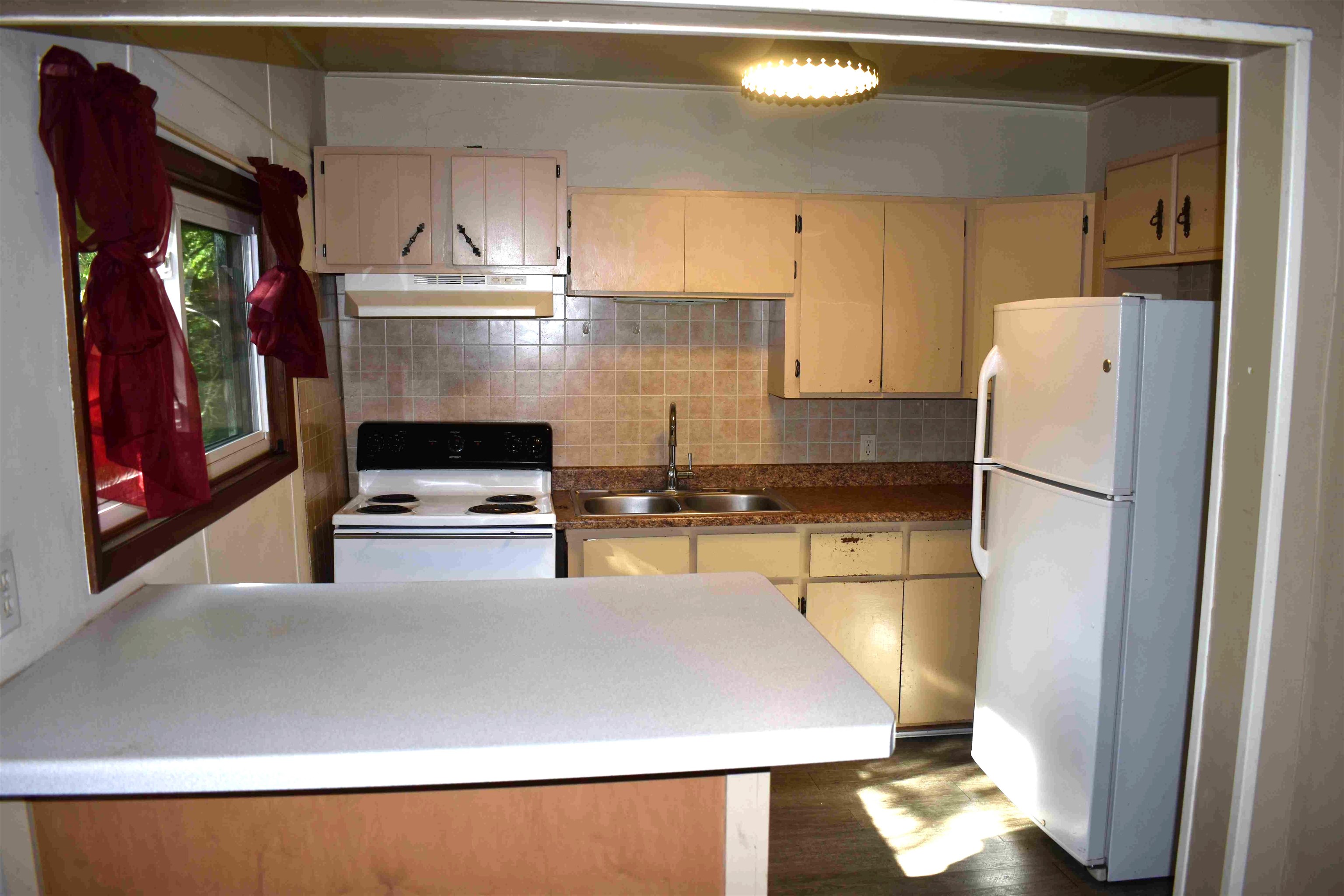 1640 College Avenue Property Photo 11
