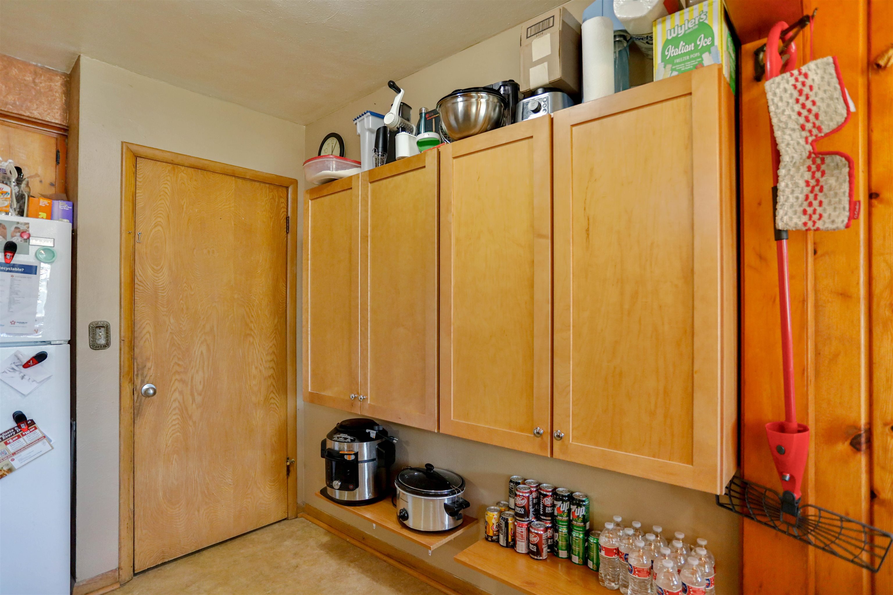 3910-3914 Weston Avenue Property Photo 22
