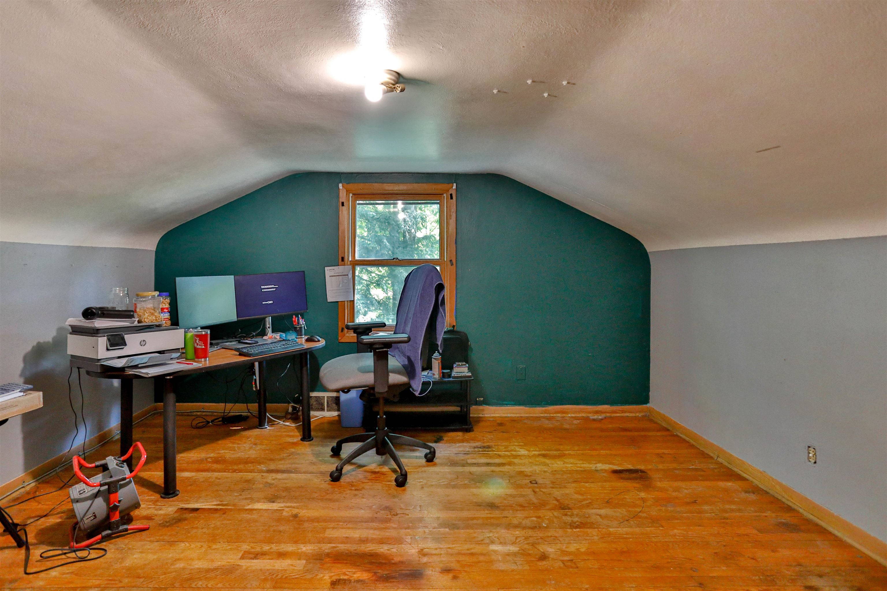 3910-3914 Weston Avenue Property Photo 27