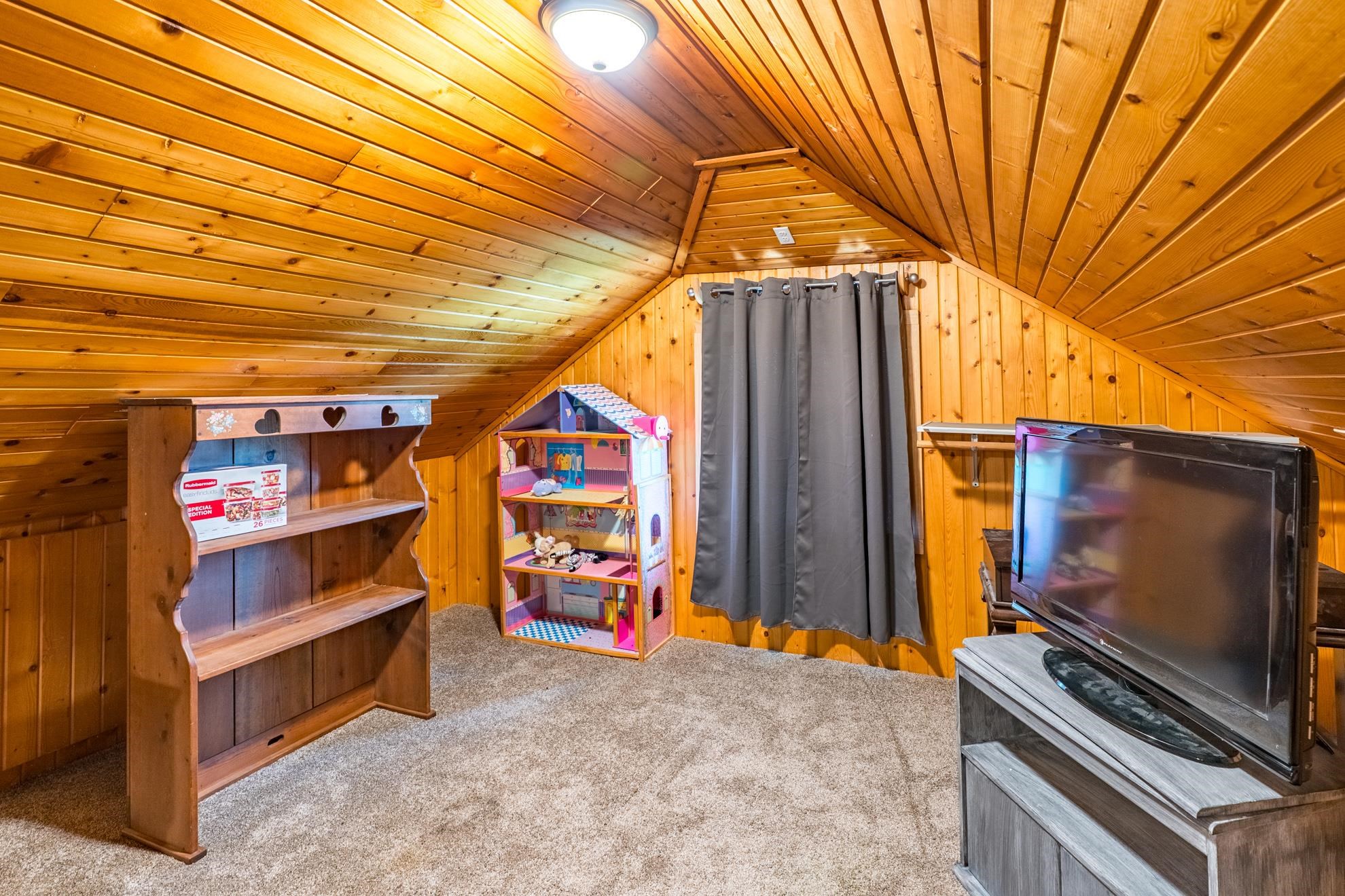 120174 Schalow Street Property Photo 32