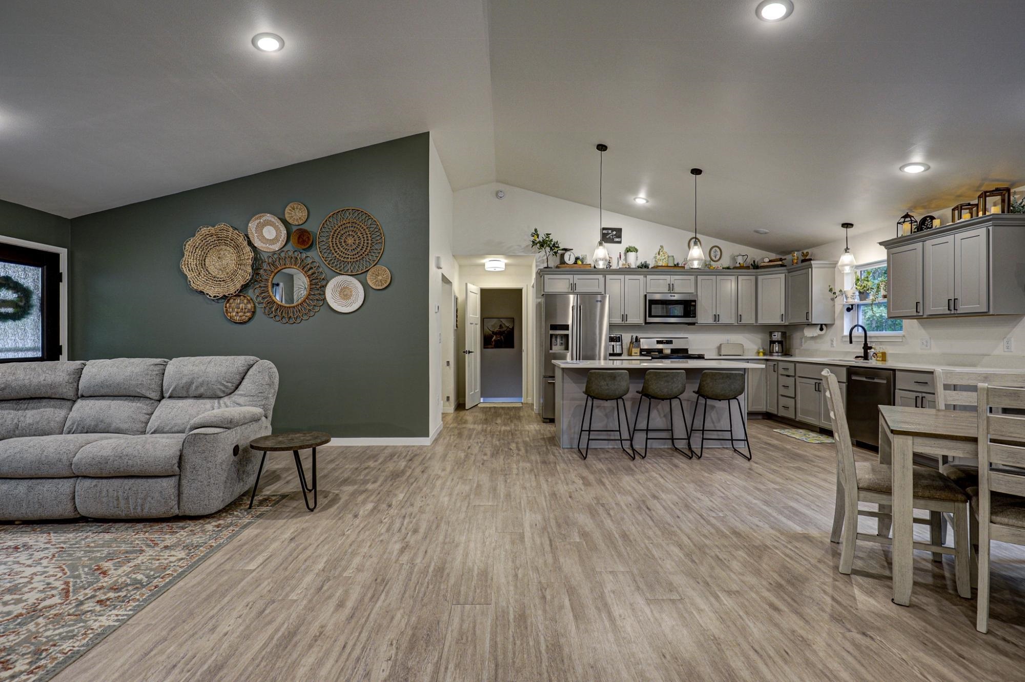 1511 Pine Notch Lane Property Photo 6