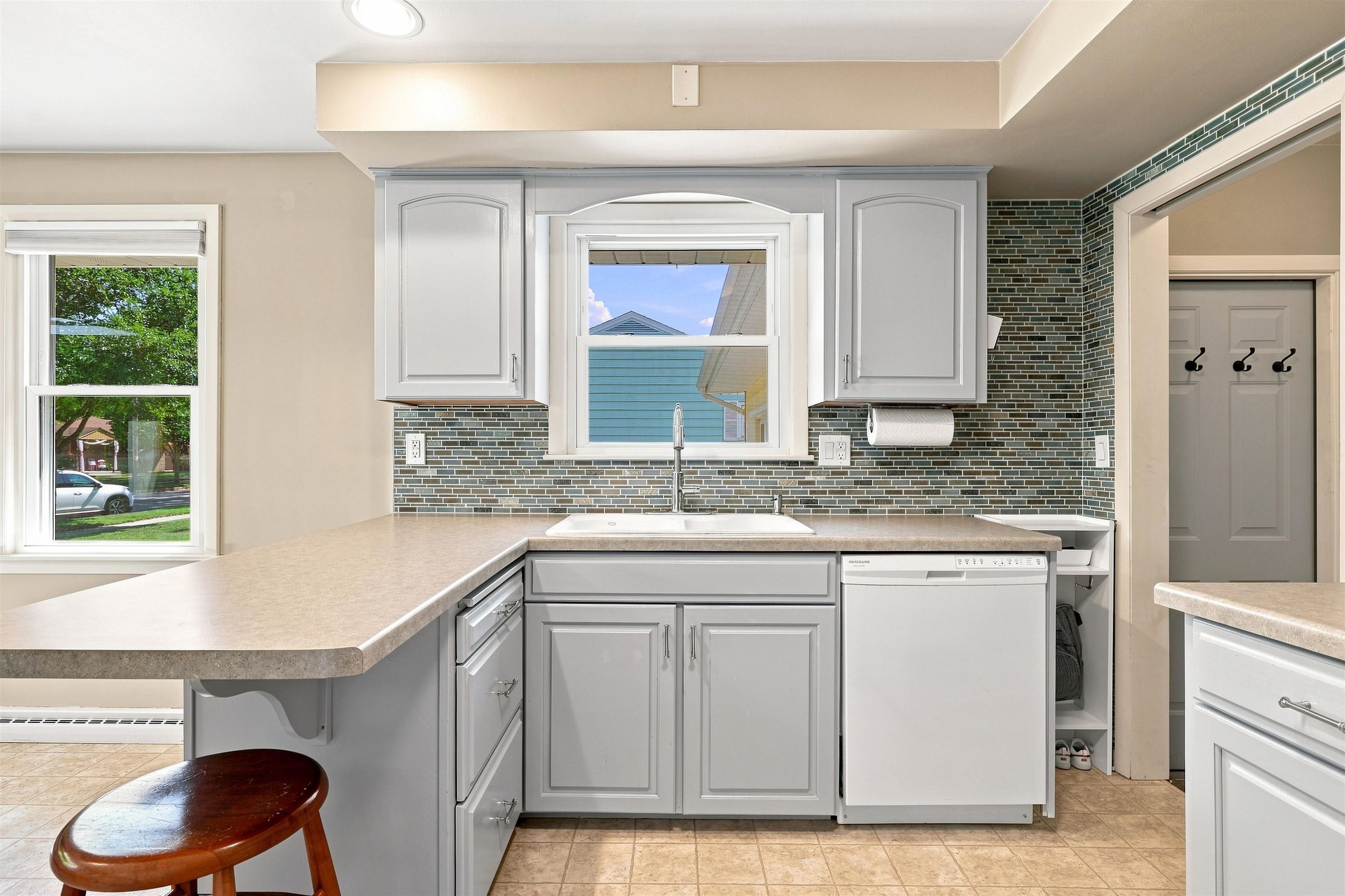 716 Soo Marie Avenue Property Photo 10
