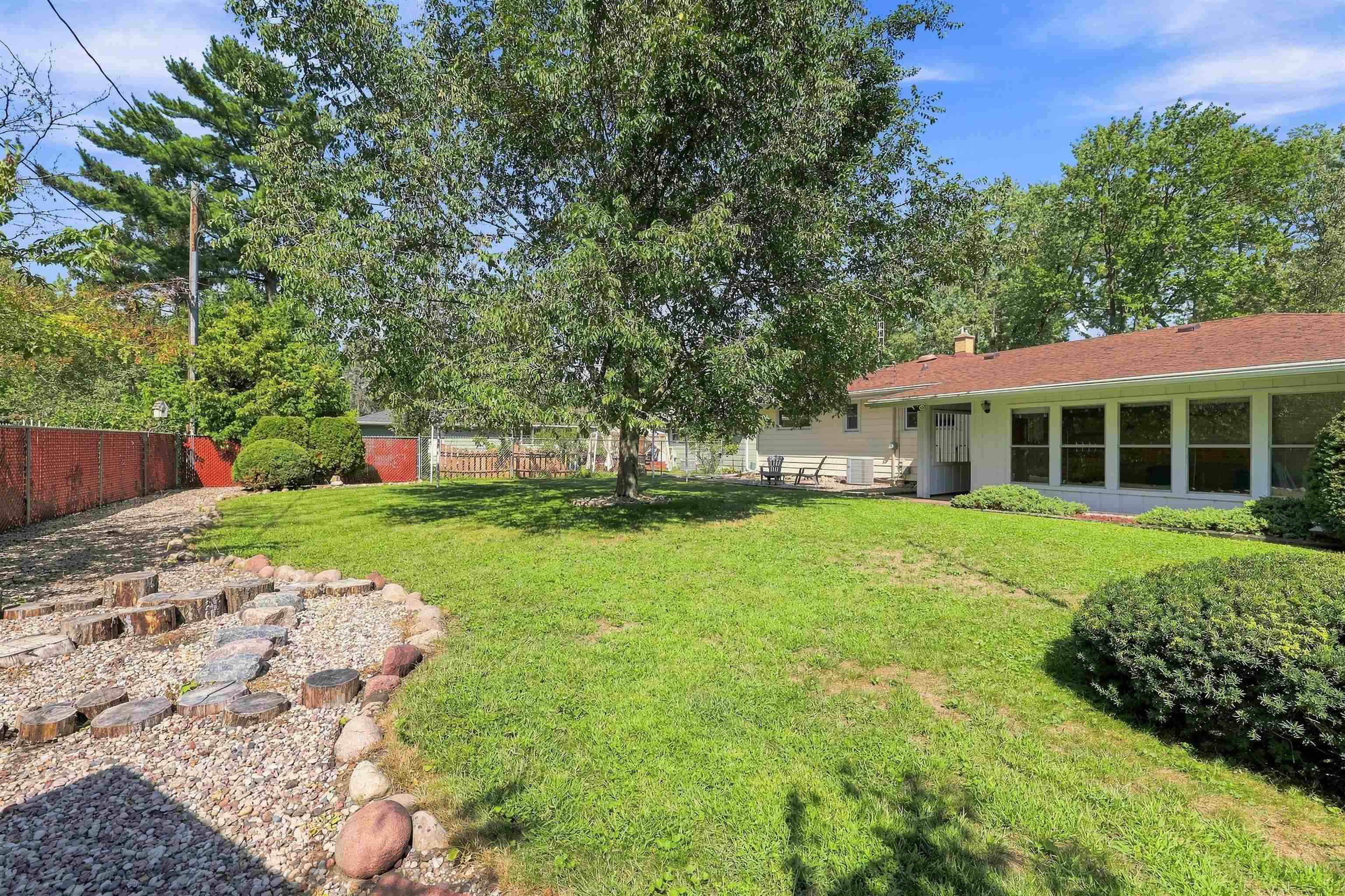 716 Soo Marie Avenue Property Photo 46