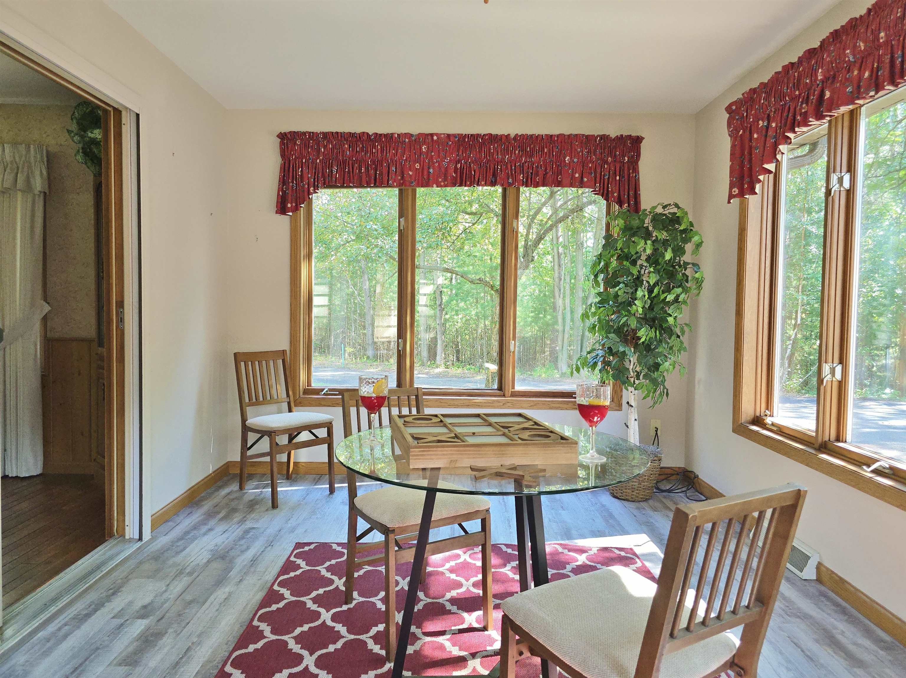 4470 Coolidge Avenue Property Photo 6
