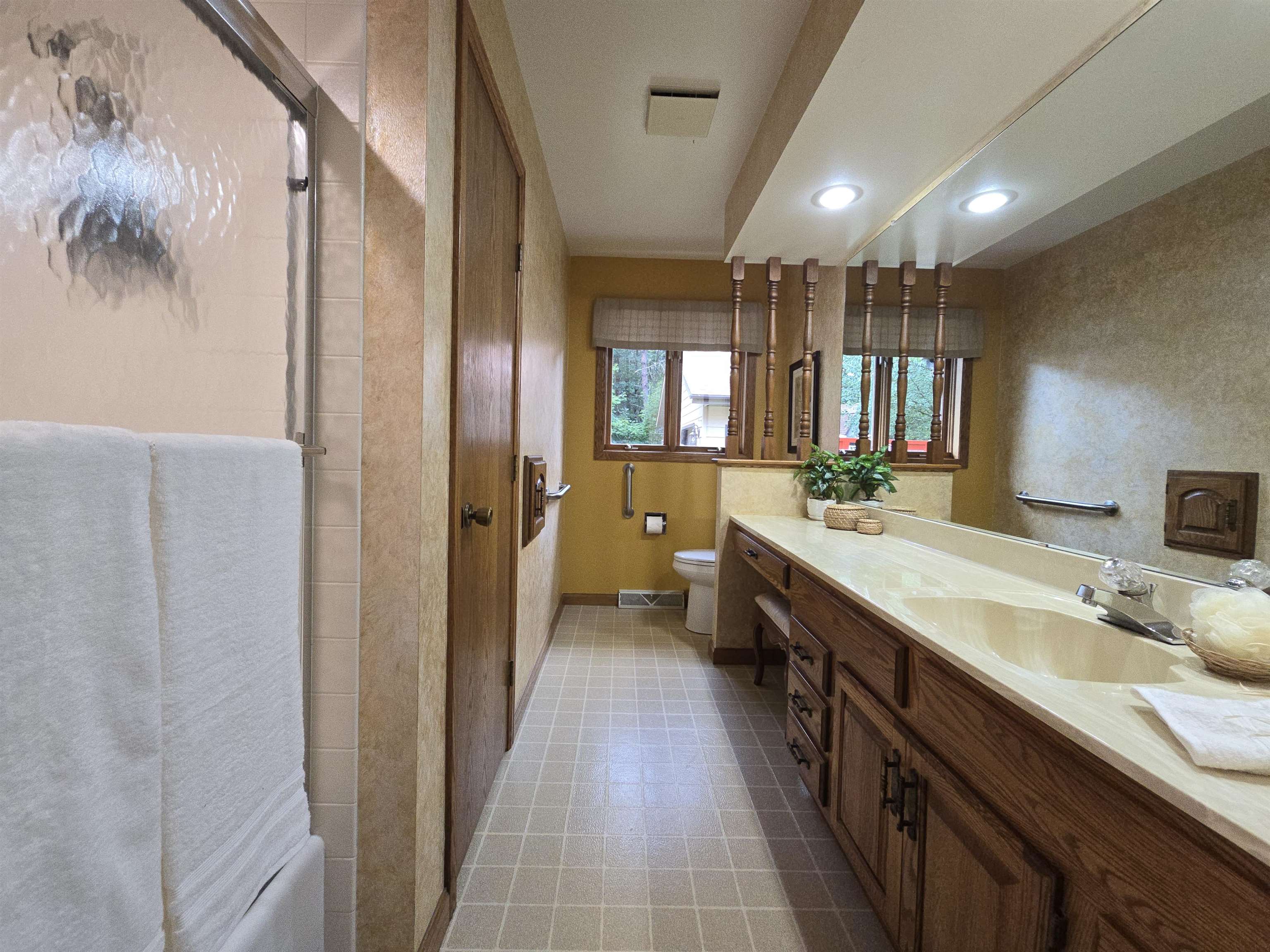 4470 Coolidge Avenue Property Photo 22