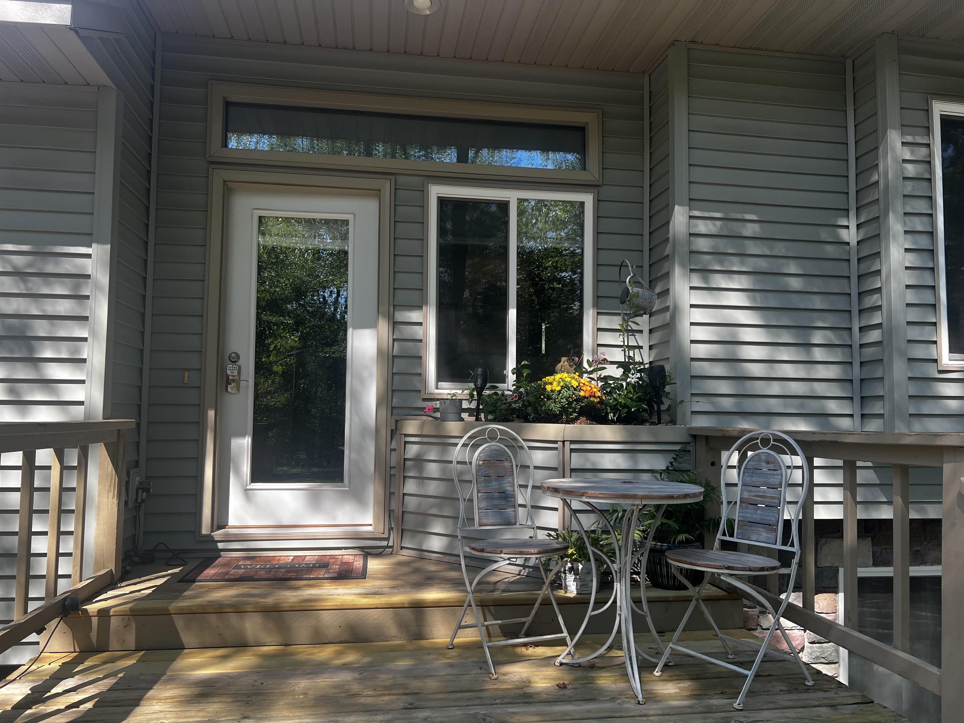 1078 Blueberry Lane Property Photo 3