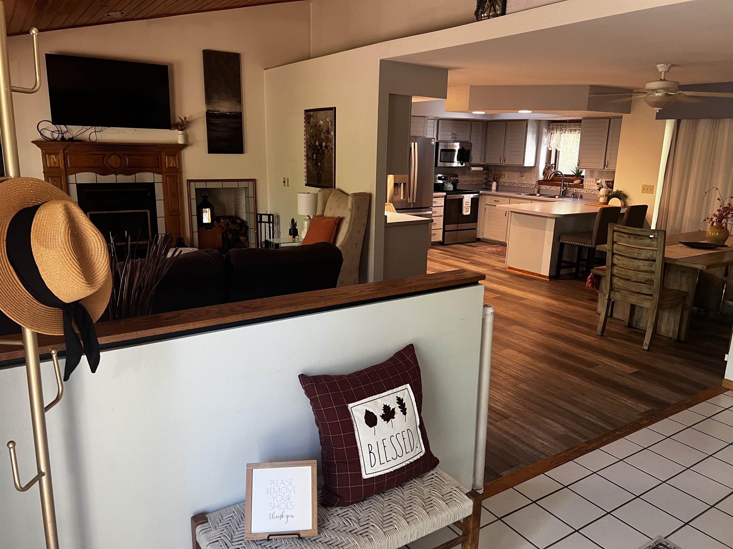 1078 Blueberry Lane Property Photo 6