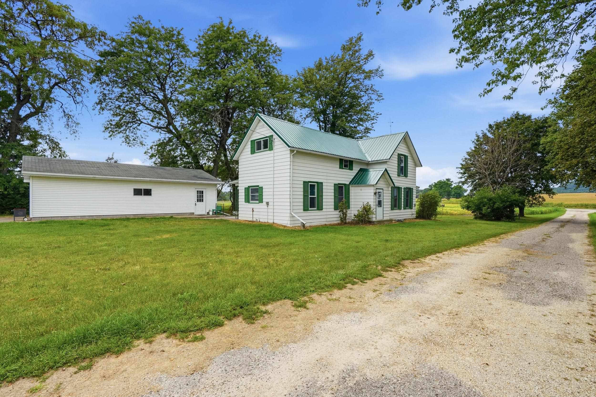14332 N Town Hall Road Property Photo 5