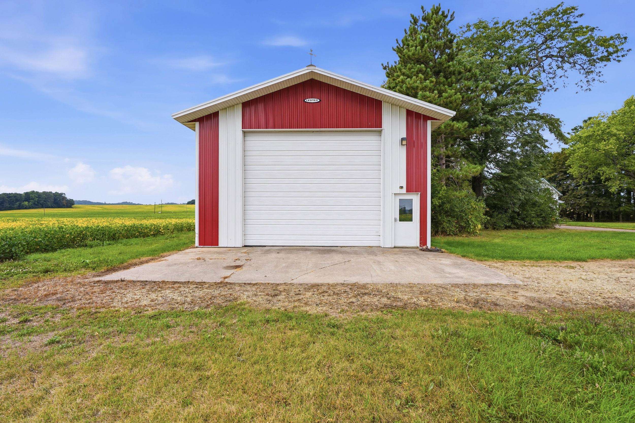 14332 N Town Hall Road Property Photo 33