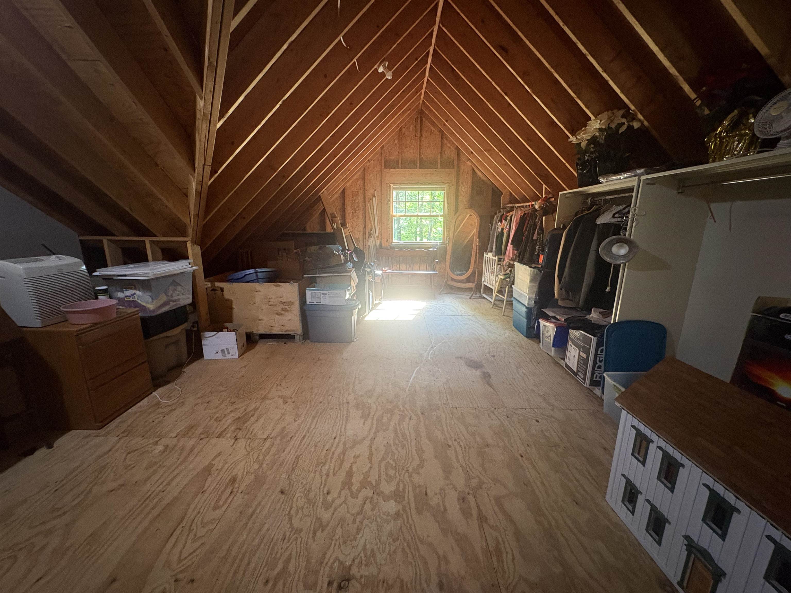 202612 Dubay Drive Property Photo 36