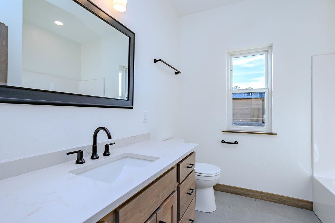 231768 N 104th Avenue Property Photo 15