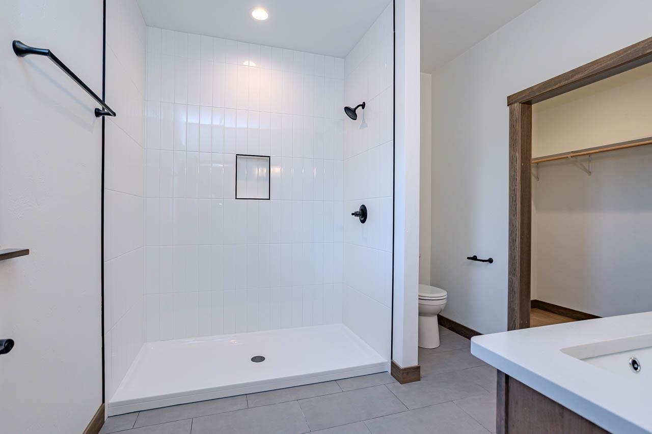 231768 N 104th Avenue Property Photo 18