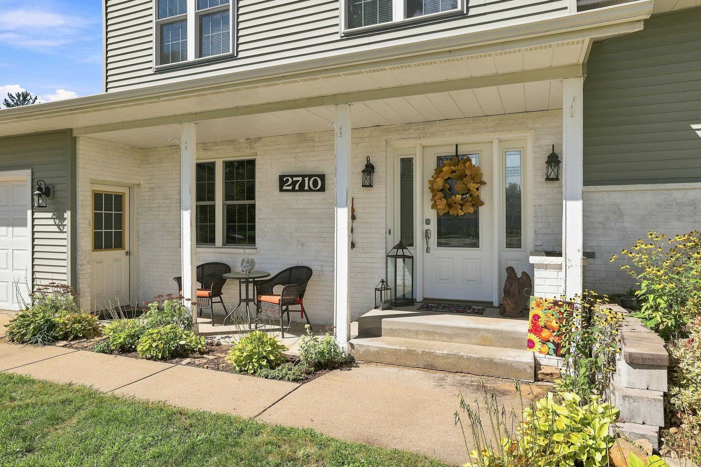 2710 Springville Drive Property Photo 3