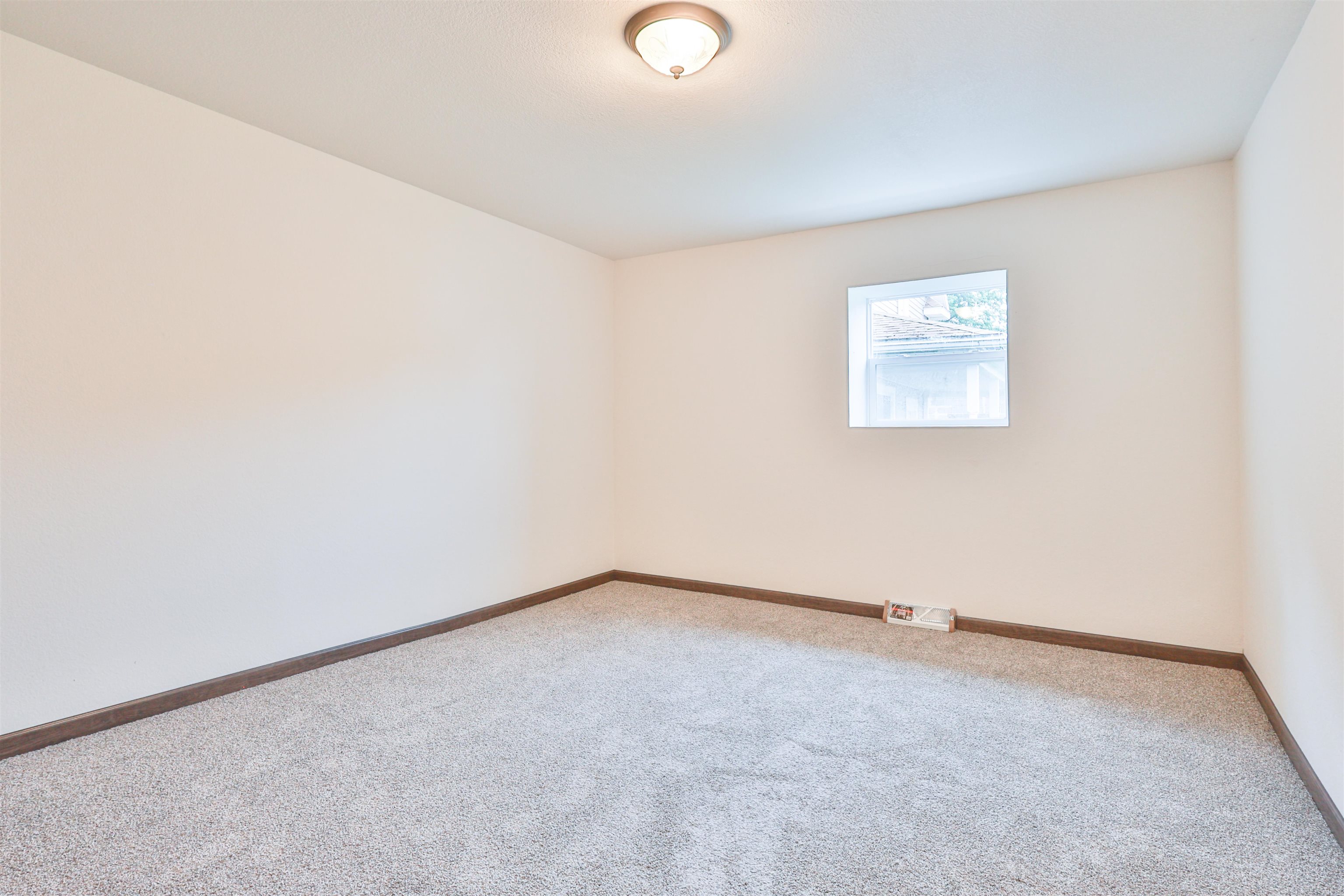 232625 County Road E Property Photo 12
