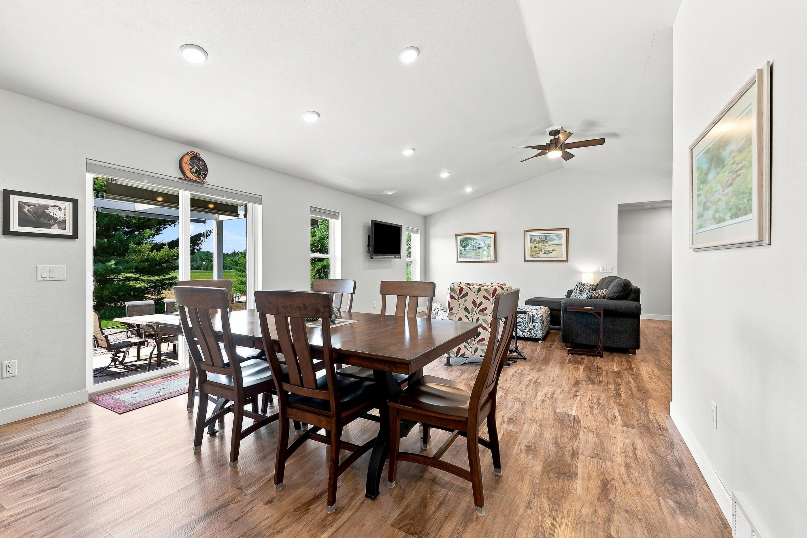 200606 Dubay Drive Property Photo 11