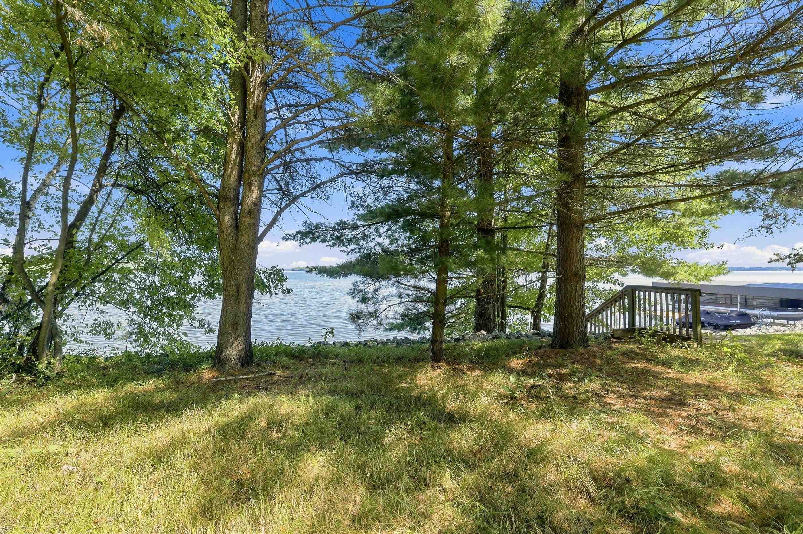 200606 Dubay Drive Property Photo 45