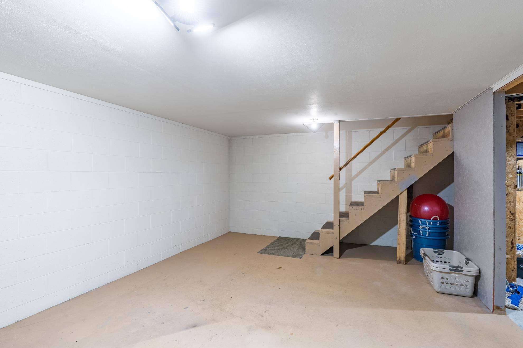 2006 Pleasant Drive Property Photo 41