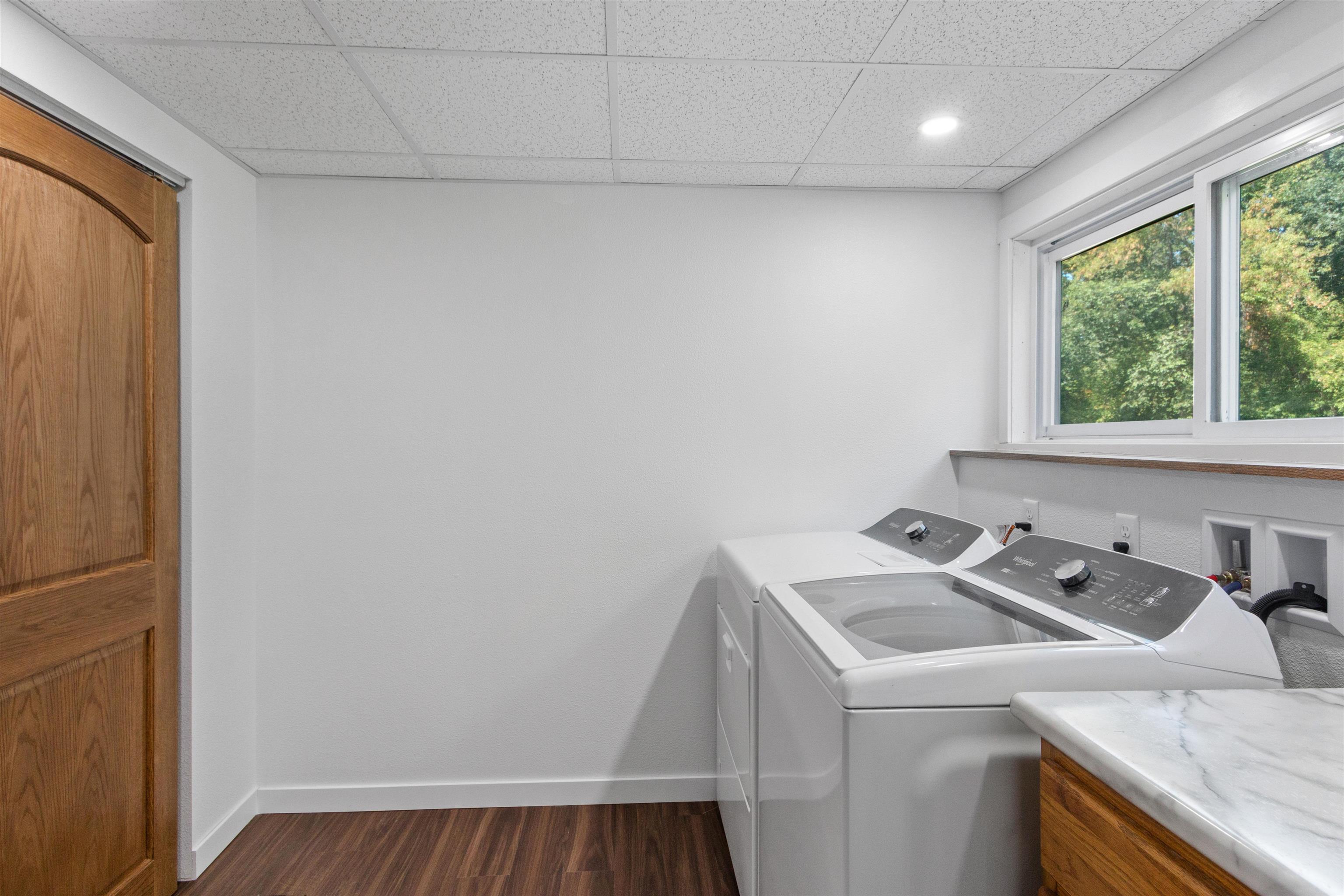 3101 Oak Street Property Photo 5