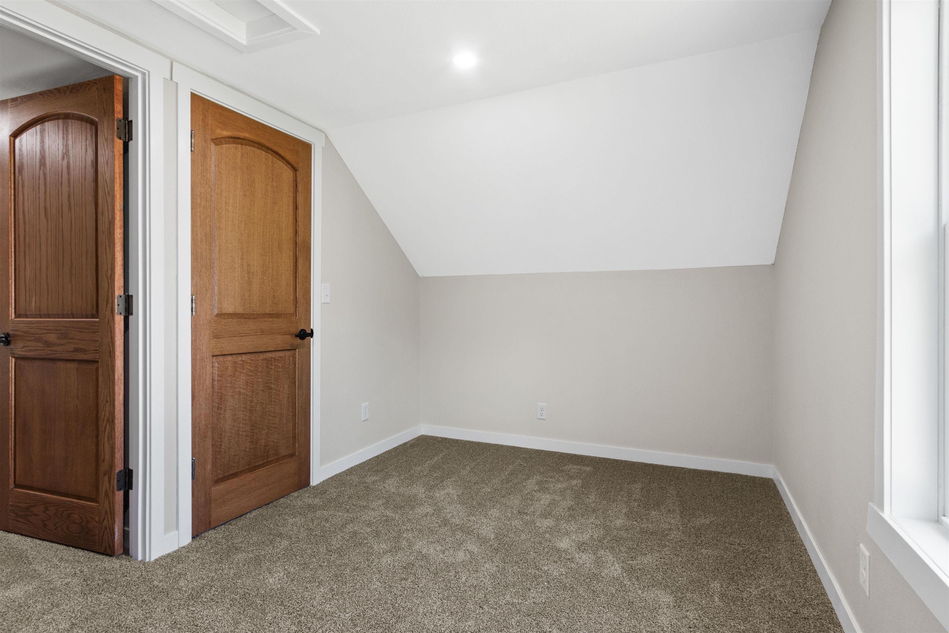 3101 Oak Street Property Photo 12