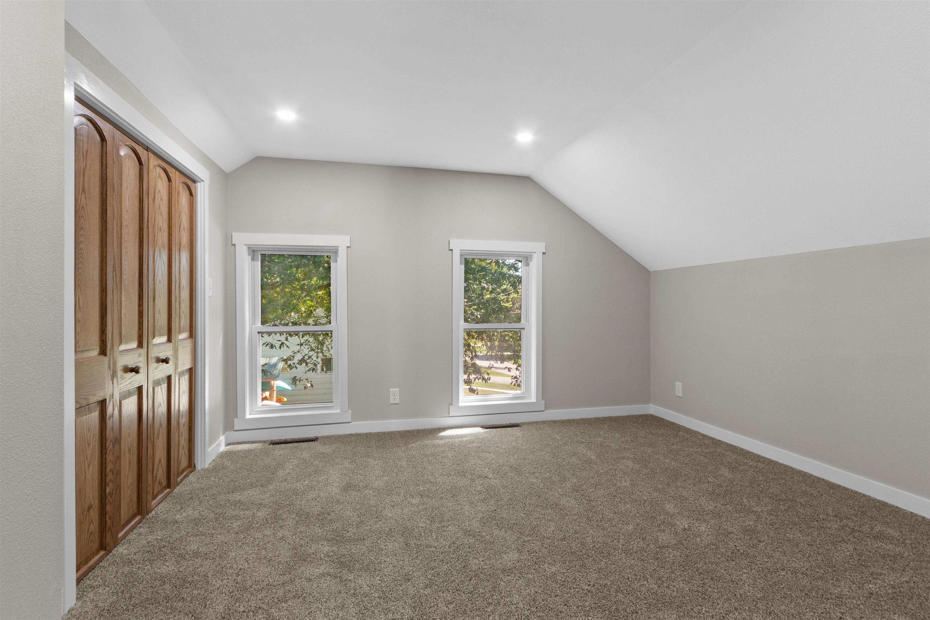3101 Oak Street Property Photo 14