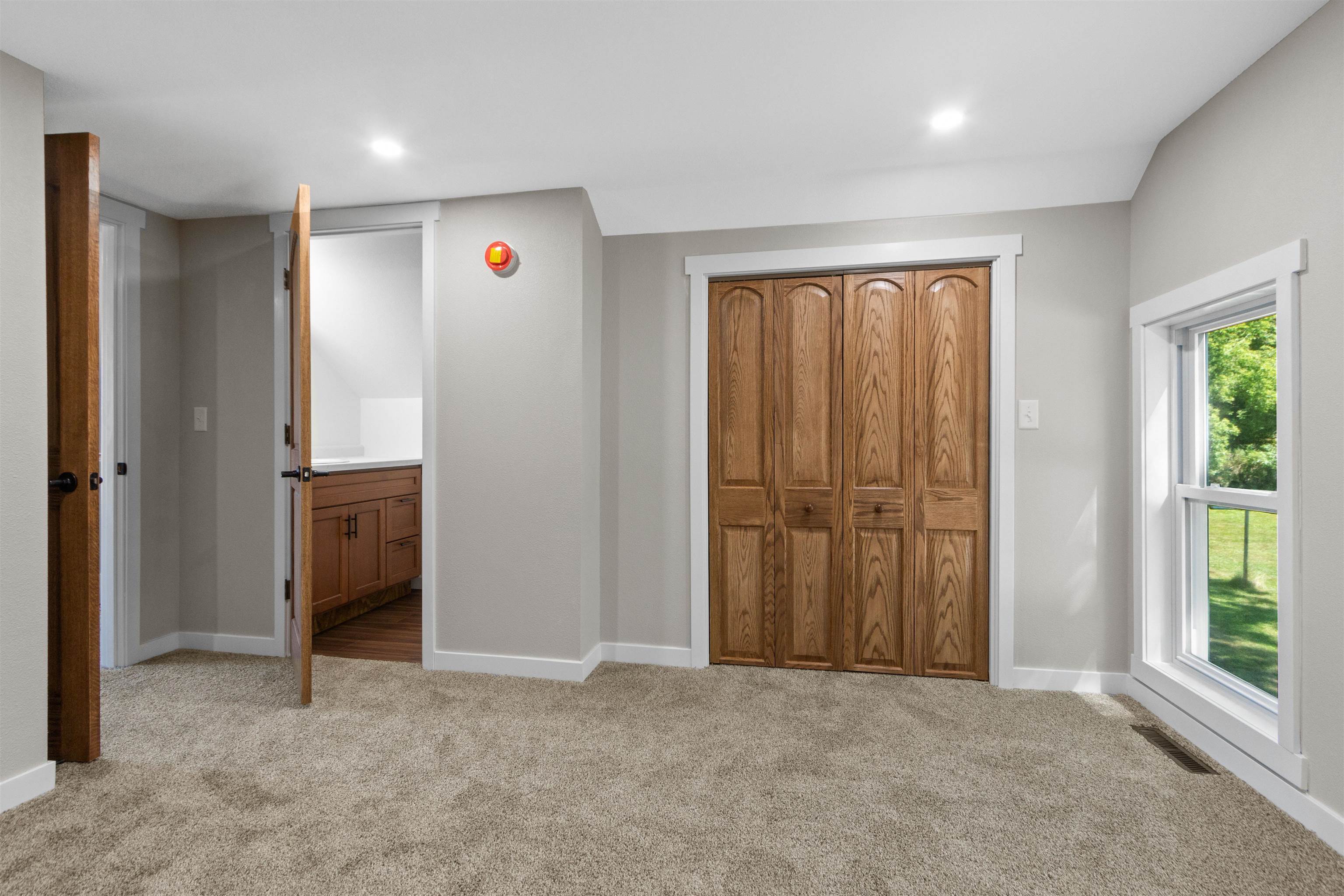 3101 Oak Street Property Photo 15