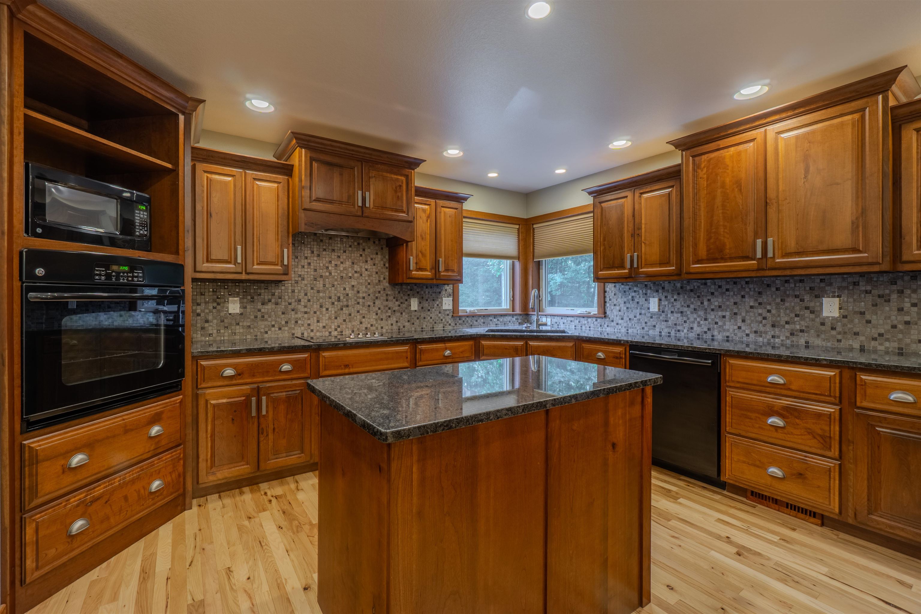 6807 N Apache Lane Property Photo 12