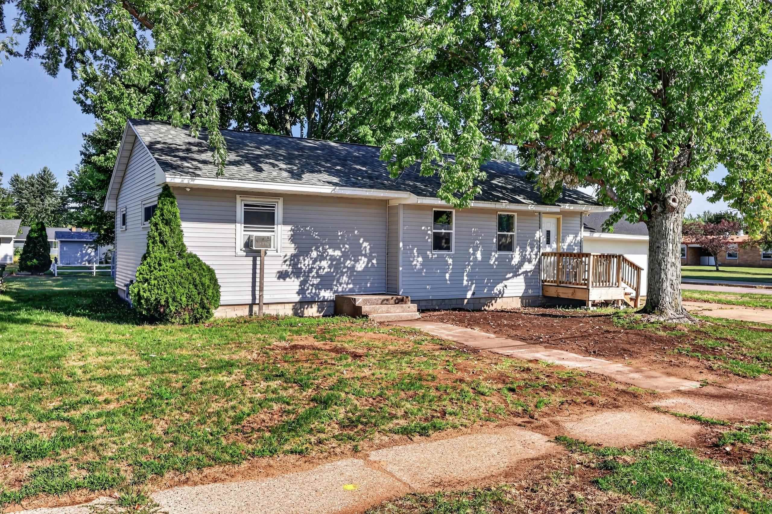 341 17th Street South Property Photo 29