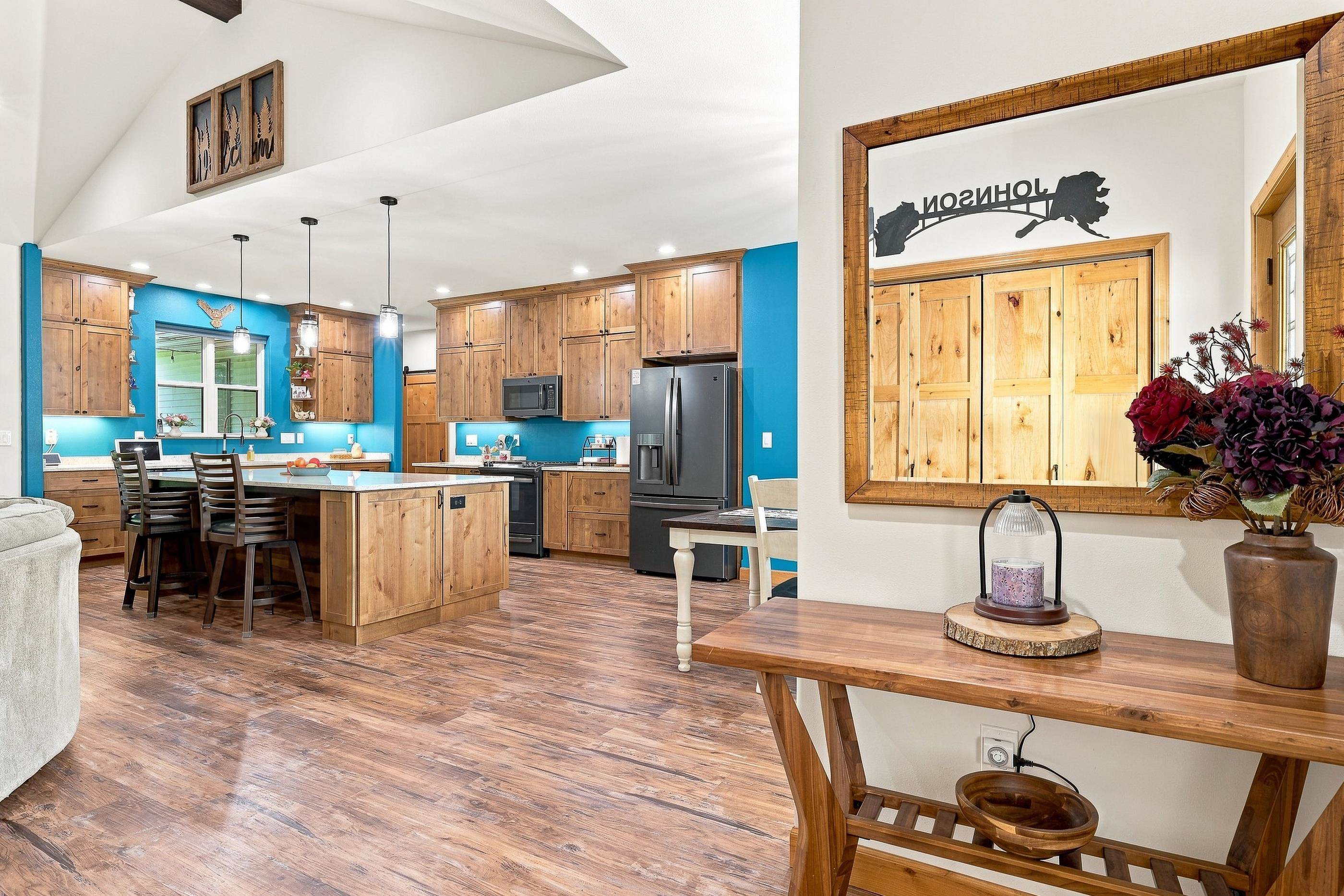 4910 Pinecone Court Property Photo 6