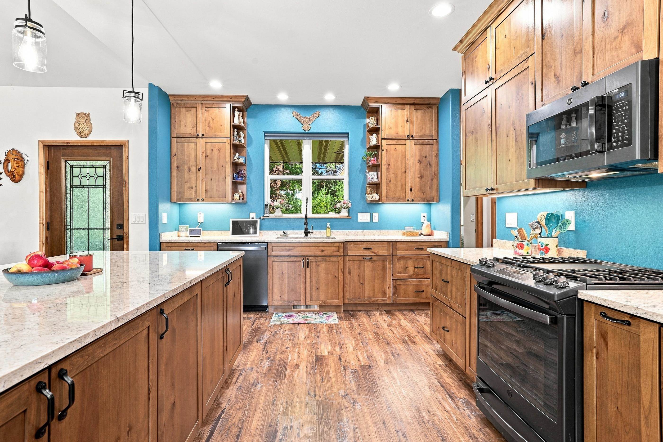 4910 Pinecone Court Property Photo 17