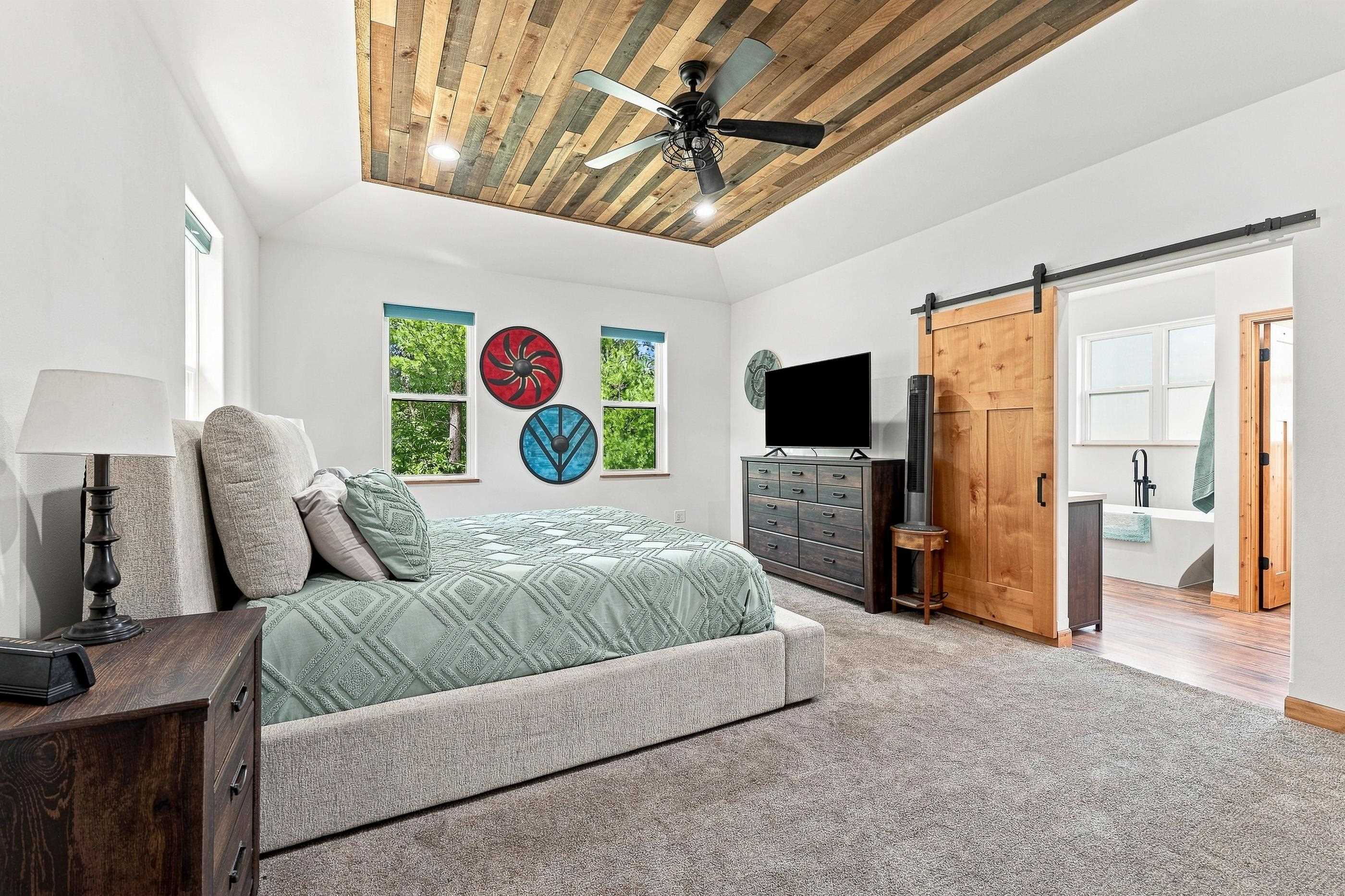 4910 Pinecone Court Property Photo 22