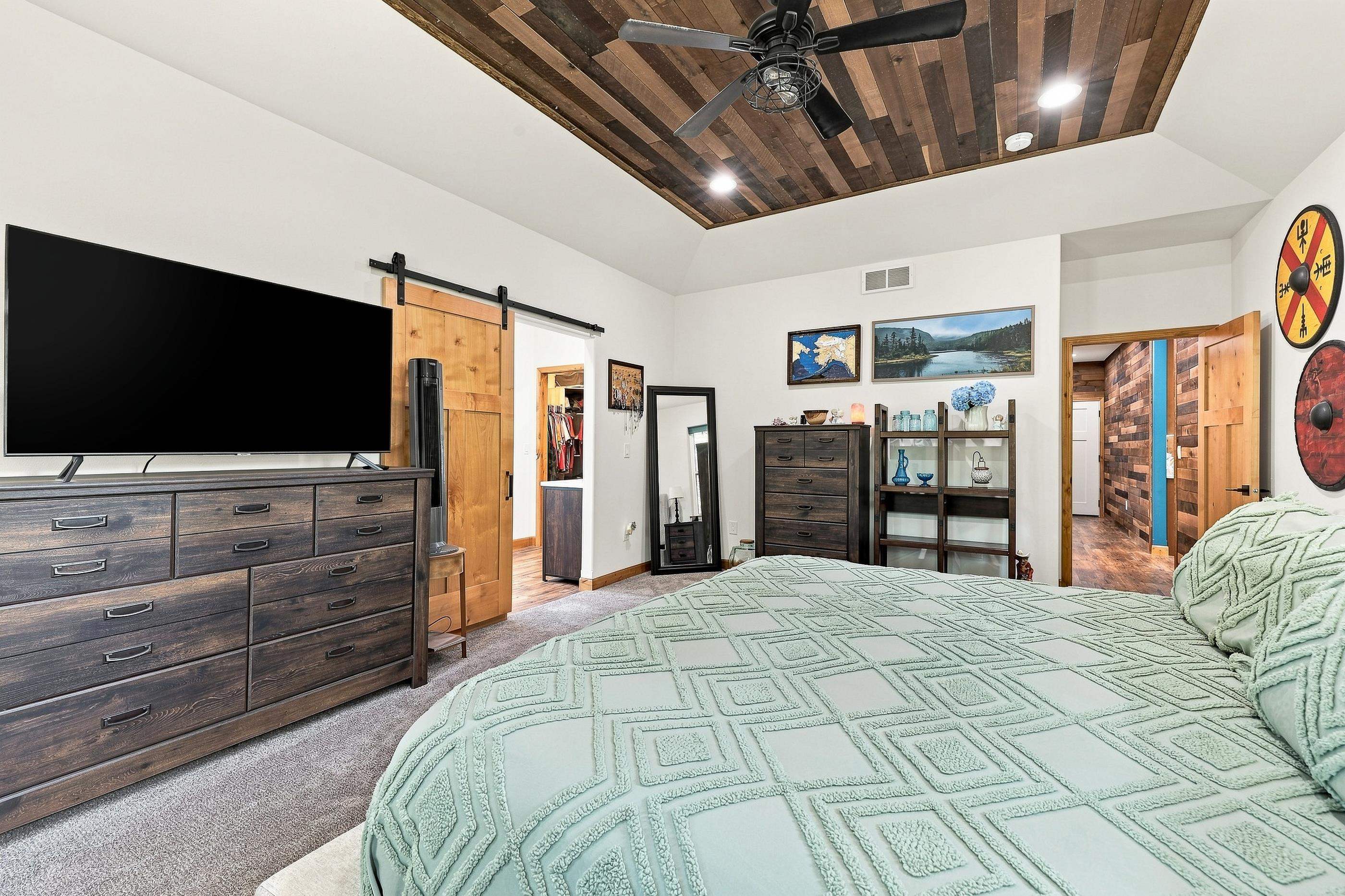 4910 Pinecone Court Property Photo 24