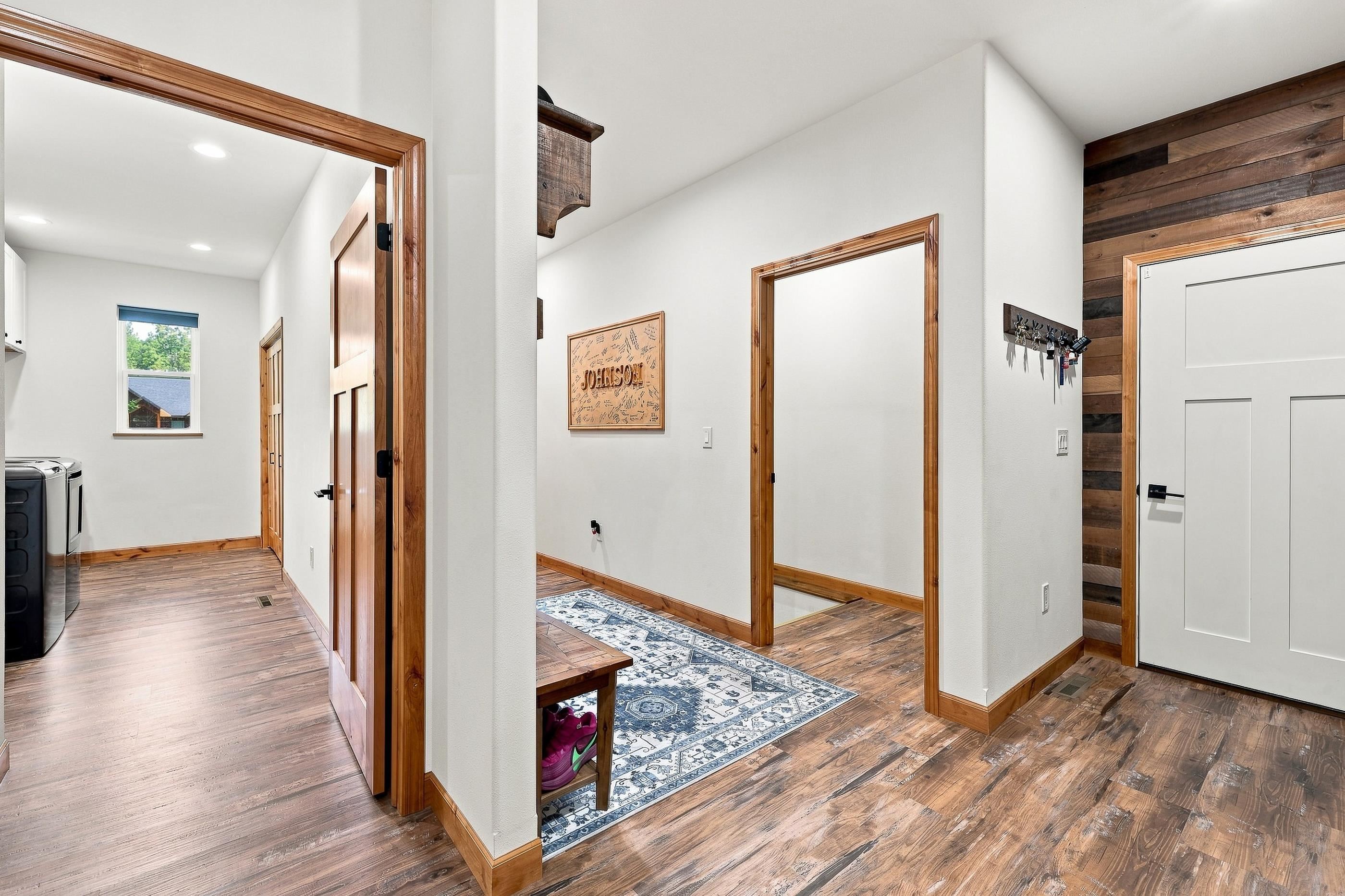 4910 Pinecone Court Property Photo 32