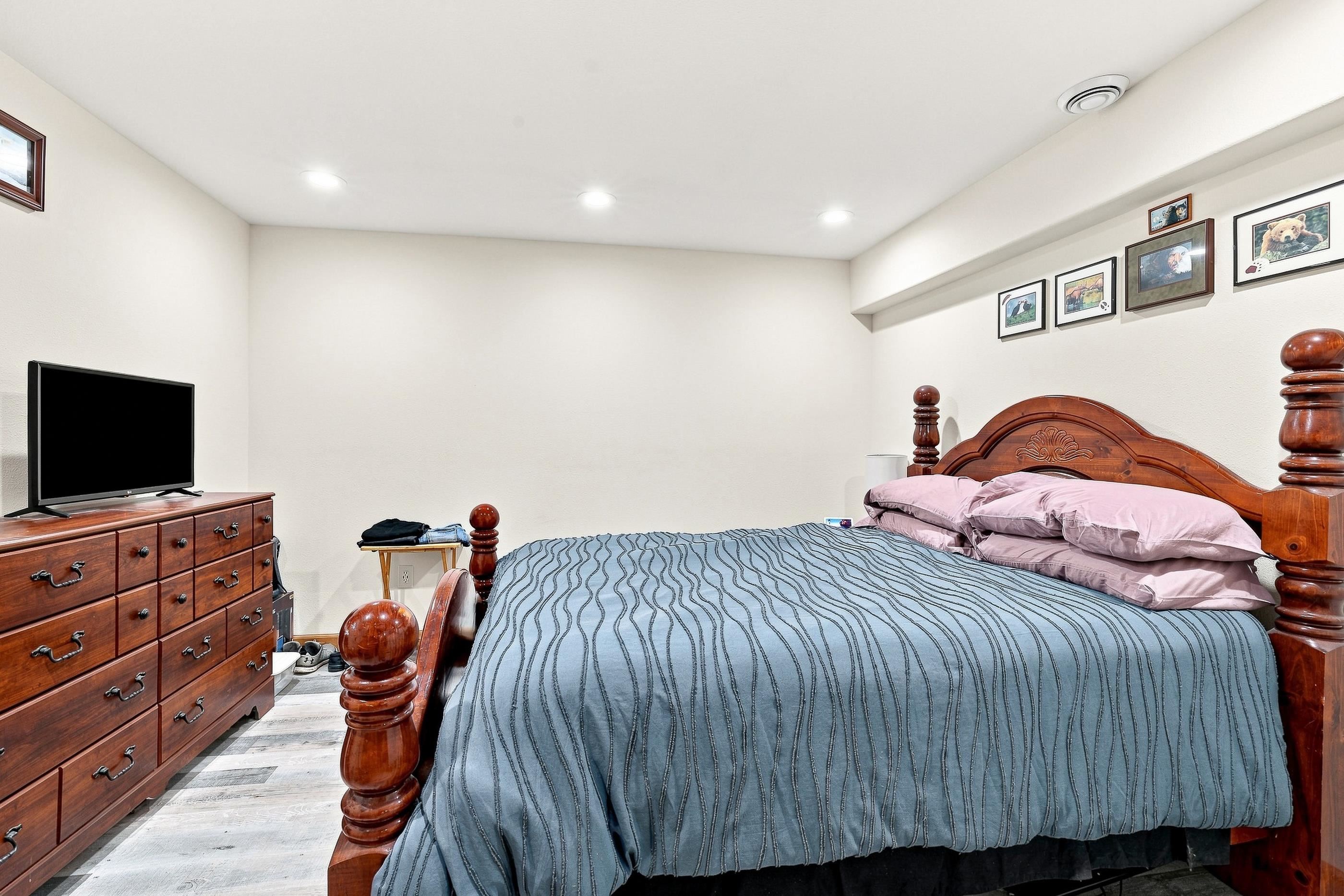 4910 Pinecone Court Property Photo 47