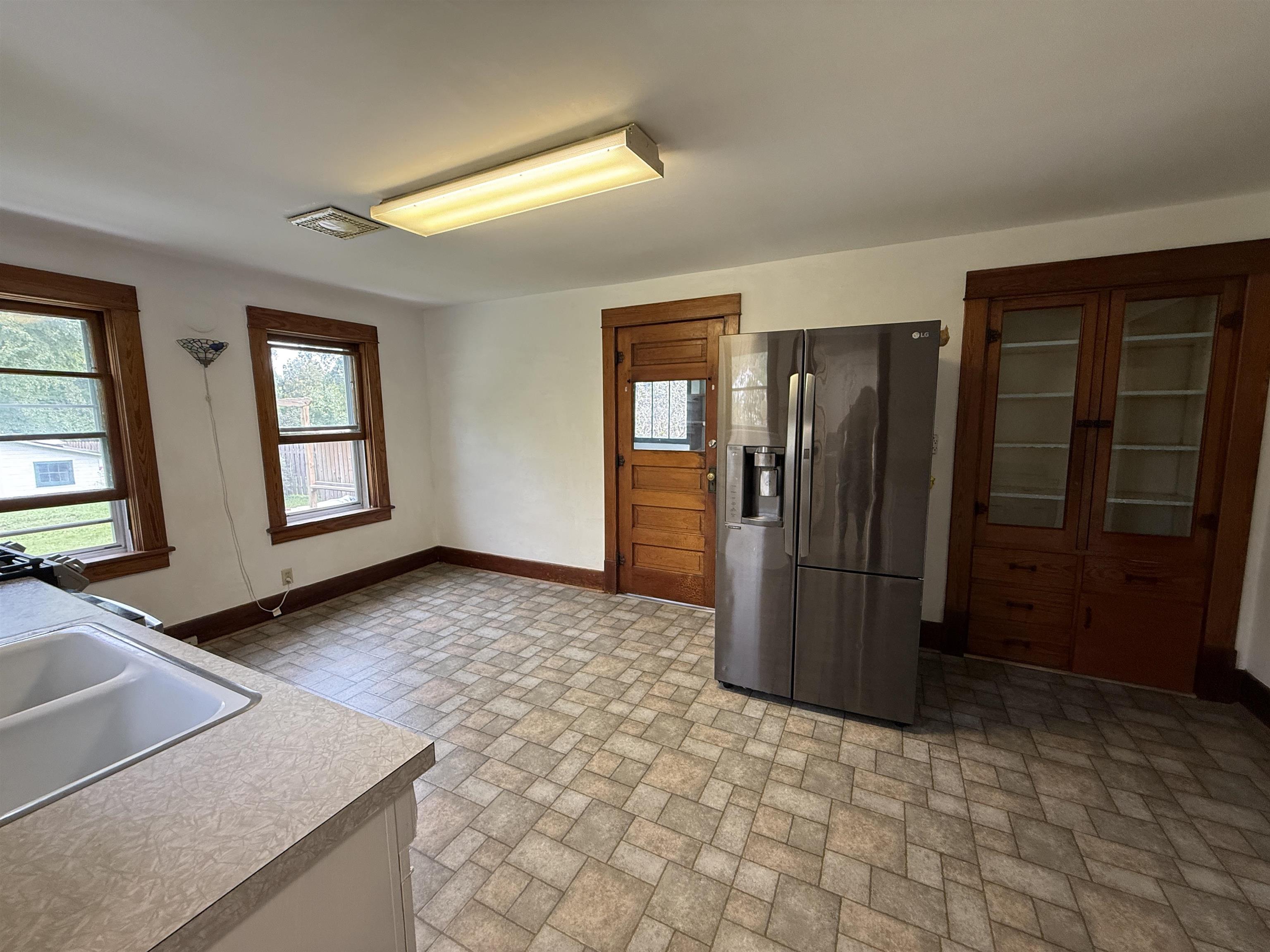 338 N Main Street Property Photo 17
