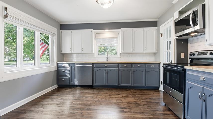 809 Adler Road Property Photo 12