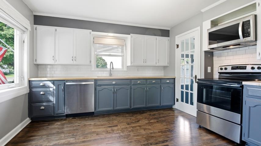 809 Adler Road Property Photo 13