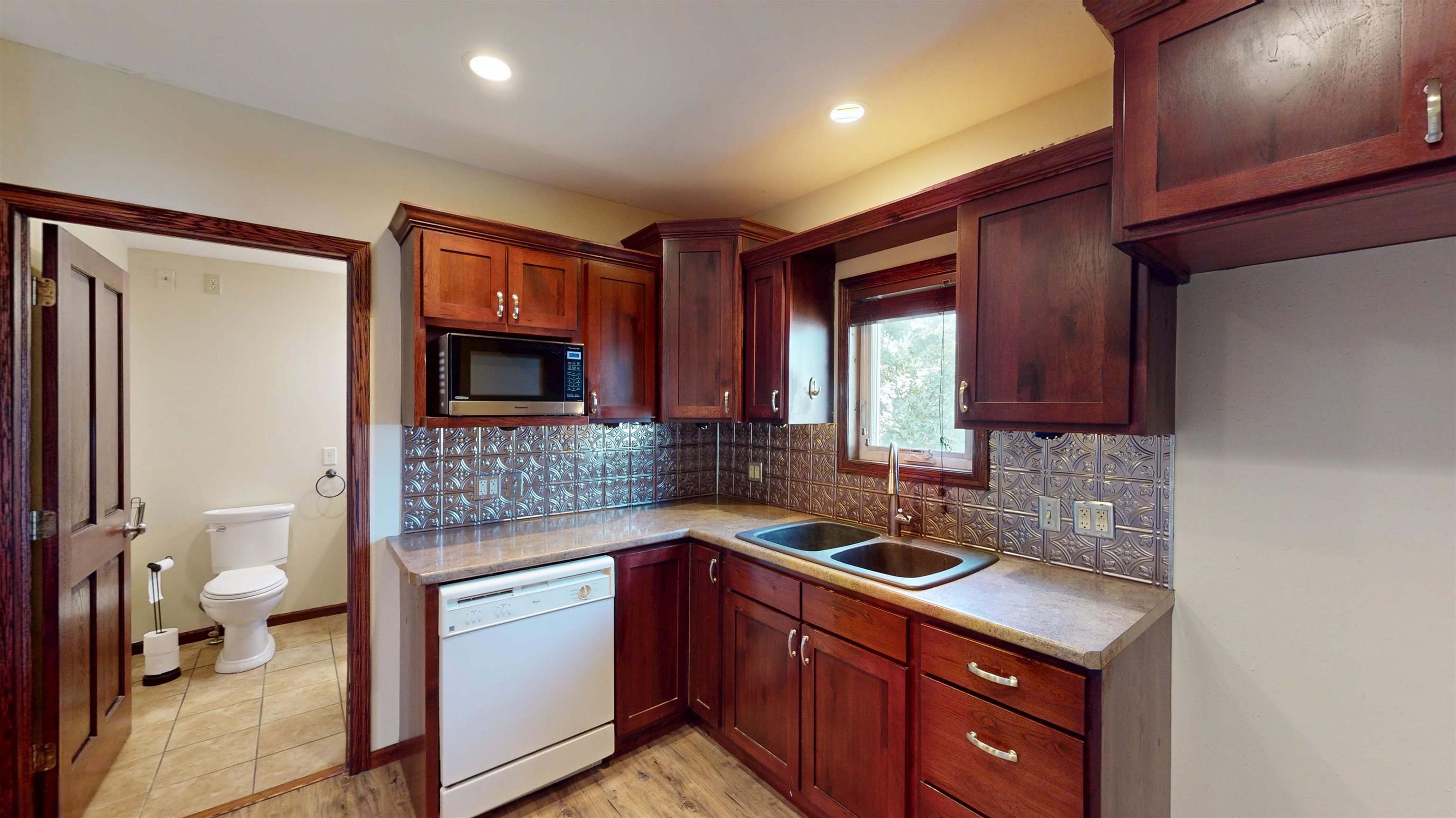 404 N Cherry Avenue Property Photo 22