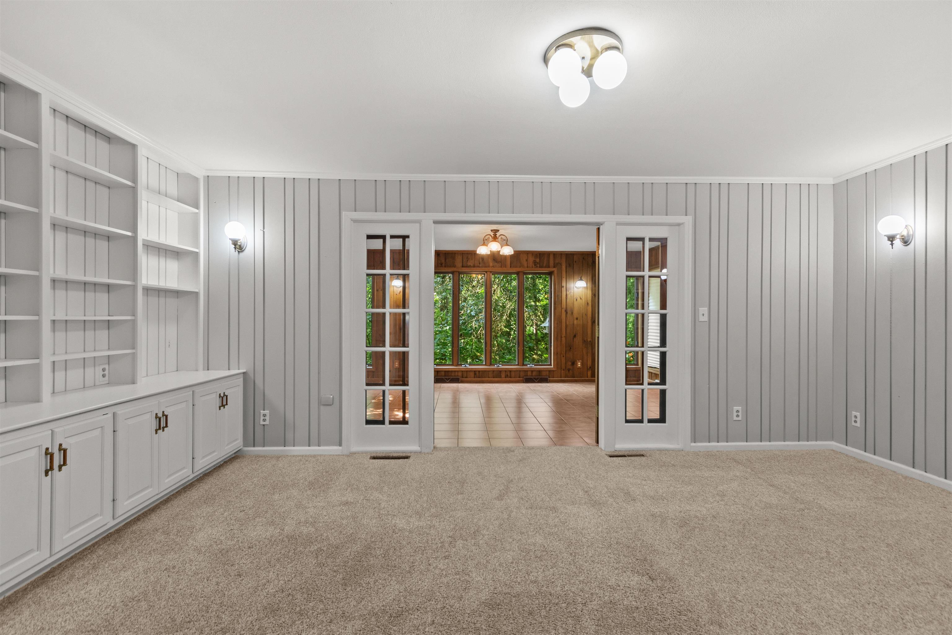 2421 Rainbow Drive Property Photo 23
